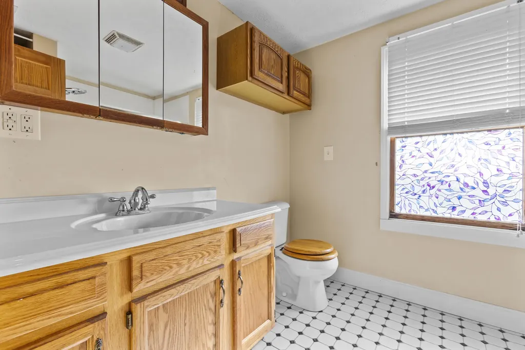 2282 Kentucky Highway 1032 Berry KY 41003