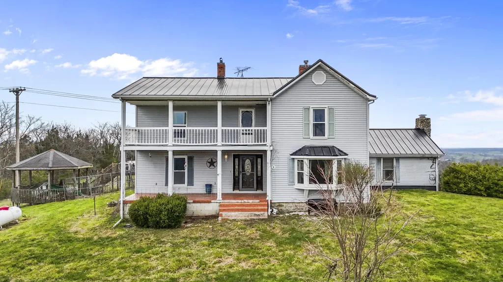 2282 Kentucky Highway 1032 Berry KY 41003