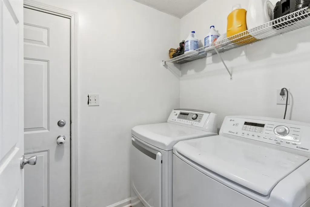 450 Ash Street Lexington KY 40508