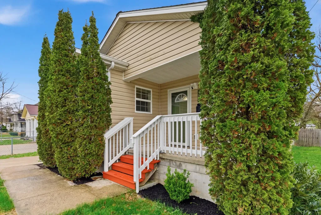 450 Ash Street Lexington KY 40508