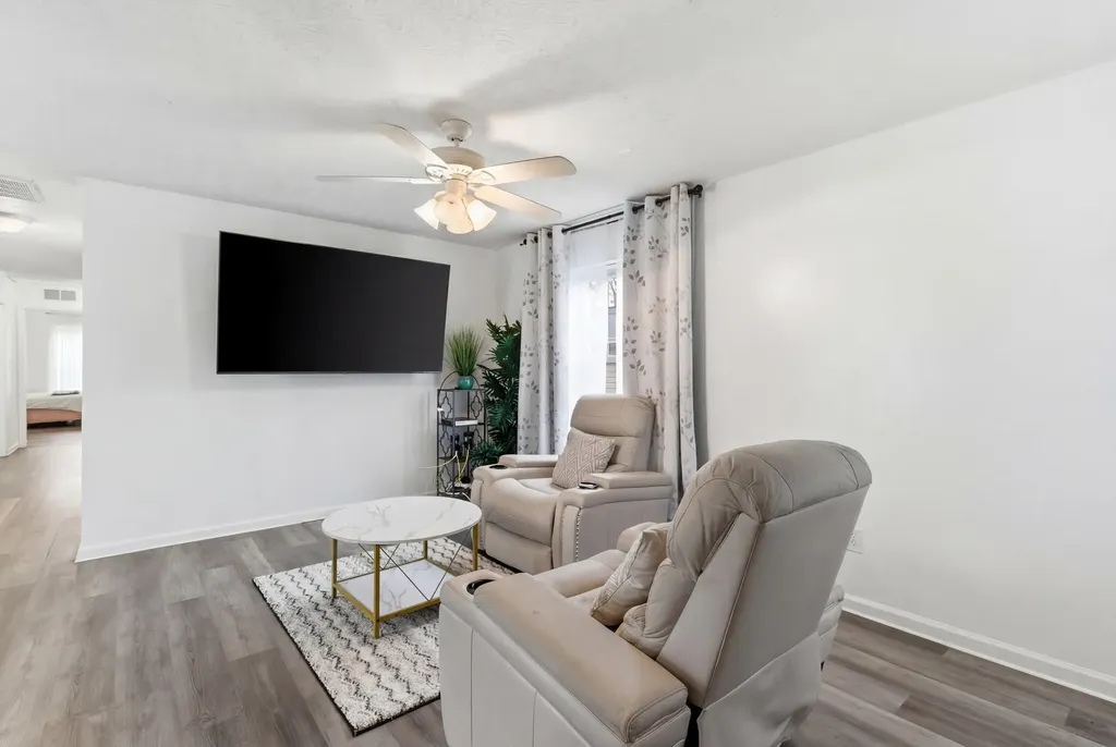 450 Ash Street Lexington KY 40508