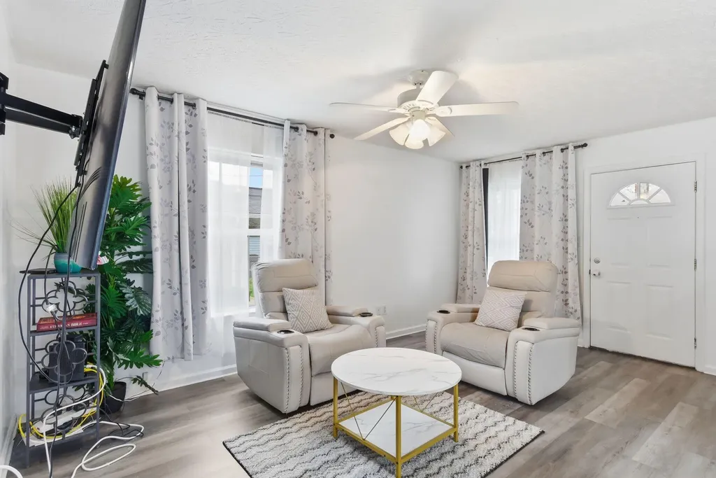 450 Ash Street Lexington KY 40508