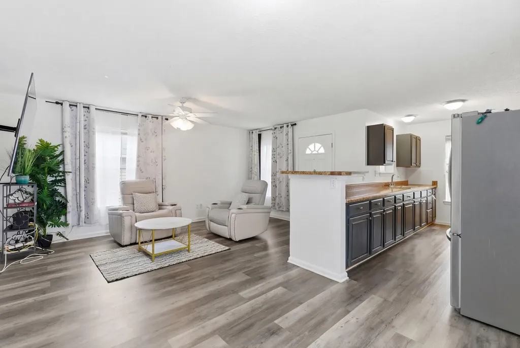 450 Ash Street Lexington KY 40508