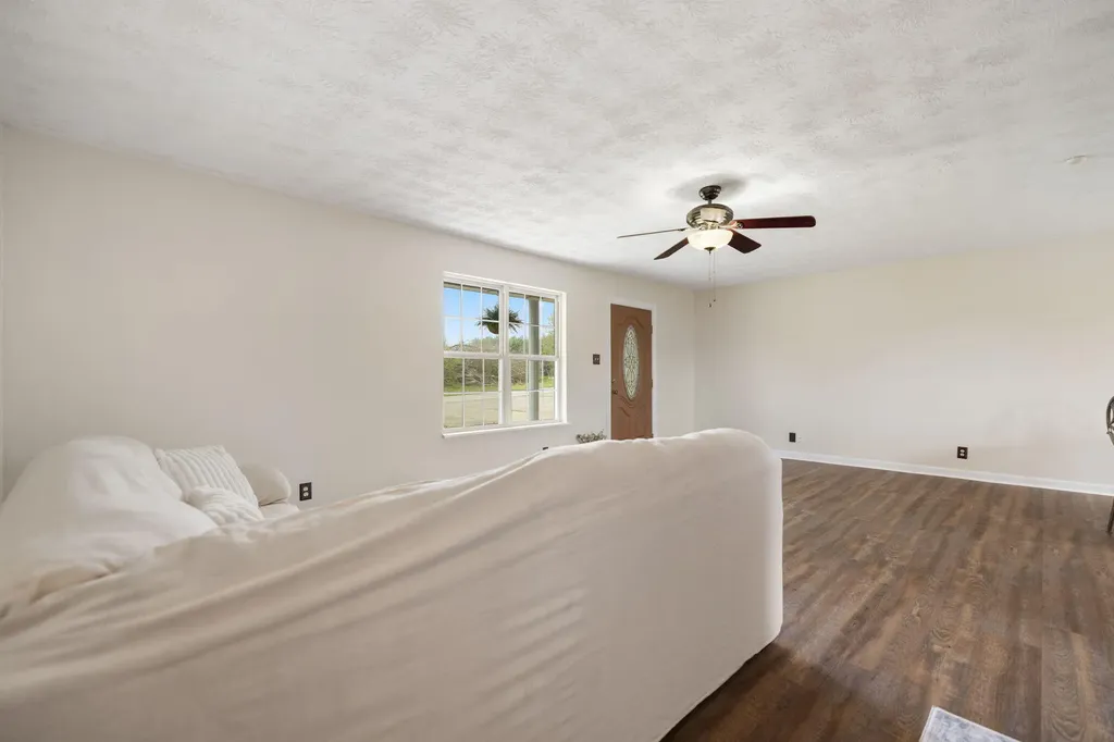 3037 Clear Springs Drive London KY 40744