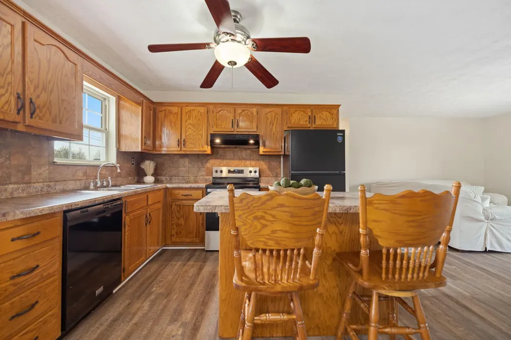 3037 Clear Springs Drive London KY 40744