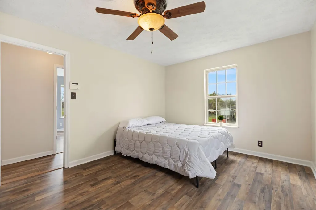 3037 Clear Springs Drive London KY 40744