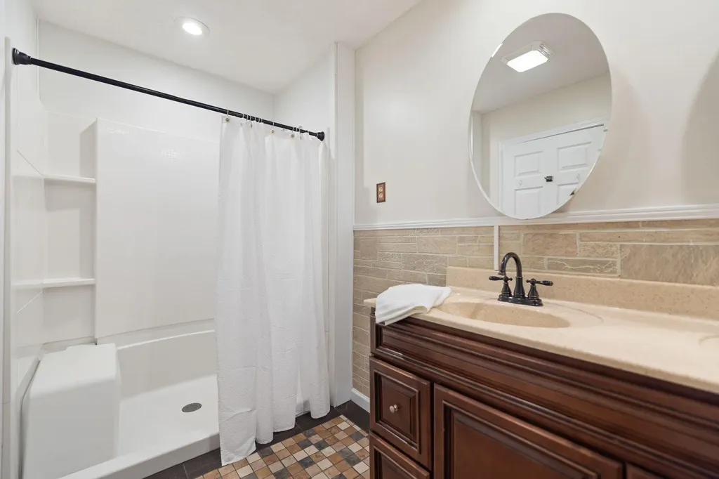 3037 Clear Springs Drive London KY 40744