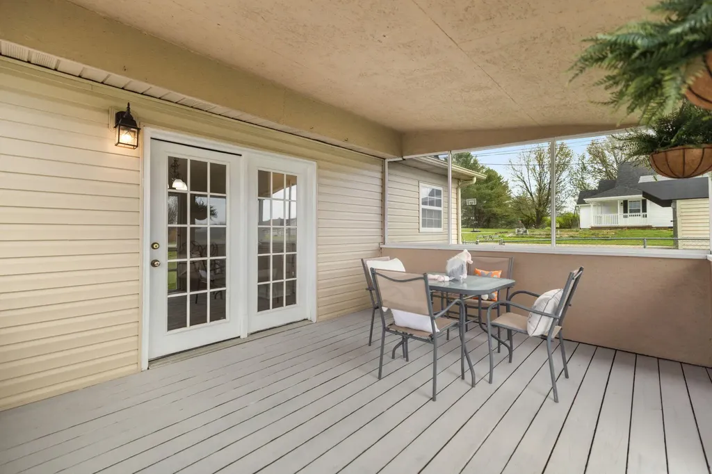 3037 Clear Springs Drive London KY 40744