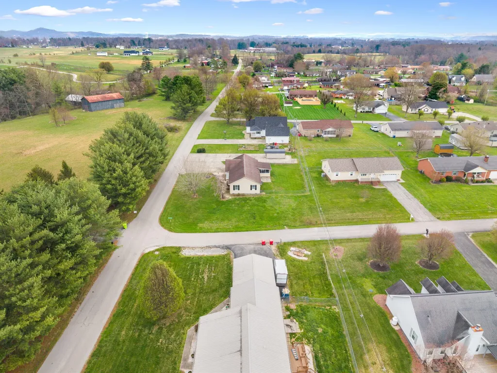 3037 Clear Springs Drive London KY 40744