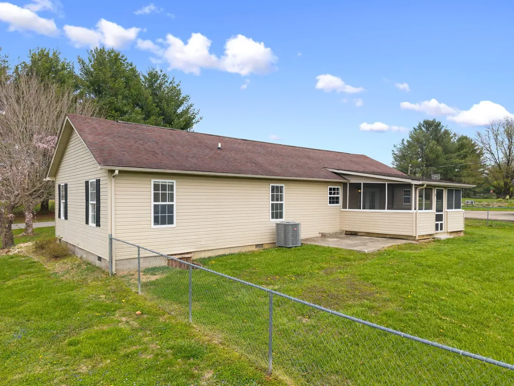 3037 Clear Springs Drive London KY 40744