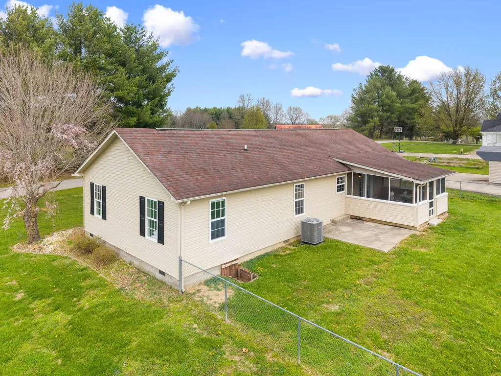 3037 Clear Springs Drive London KY 40744