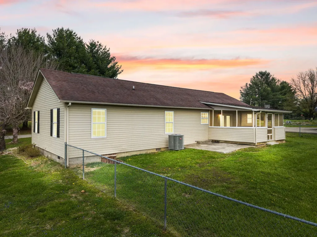 3037 Clear Springs Drive London KY 40744