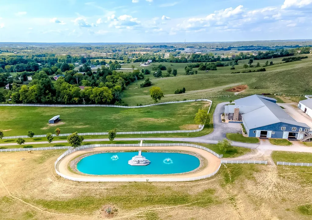 2305 Harrodsburg Road Lawrenceburg KY 40342