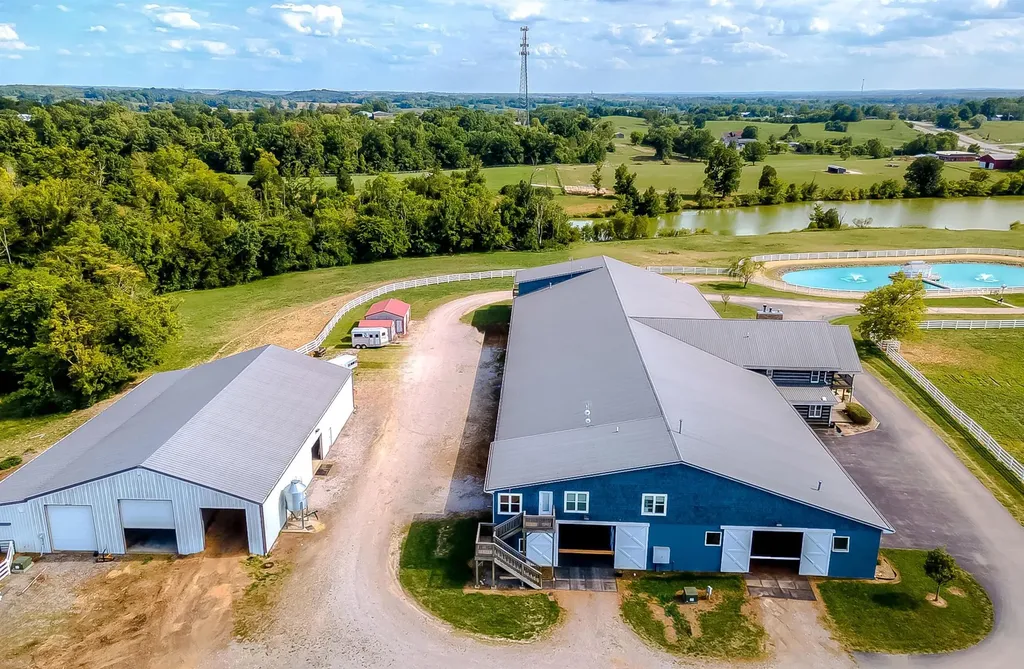 2305 Harrodsburg Road Lawrenceburg KY 40342