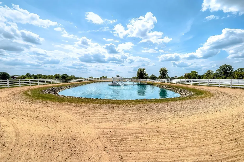 2305 Harrodsburg Road Lawrenceburg KY 40342