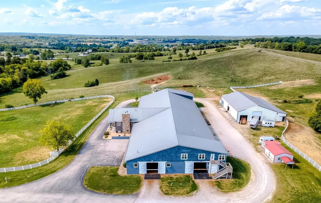 2305 Harrodsburg Road Lawrenceburg KY 40342