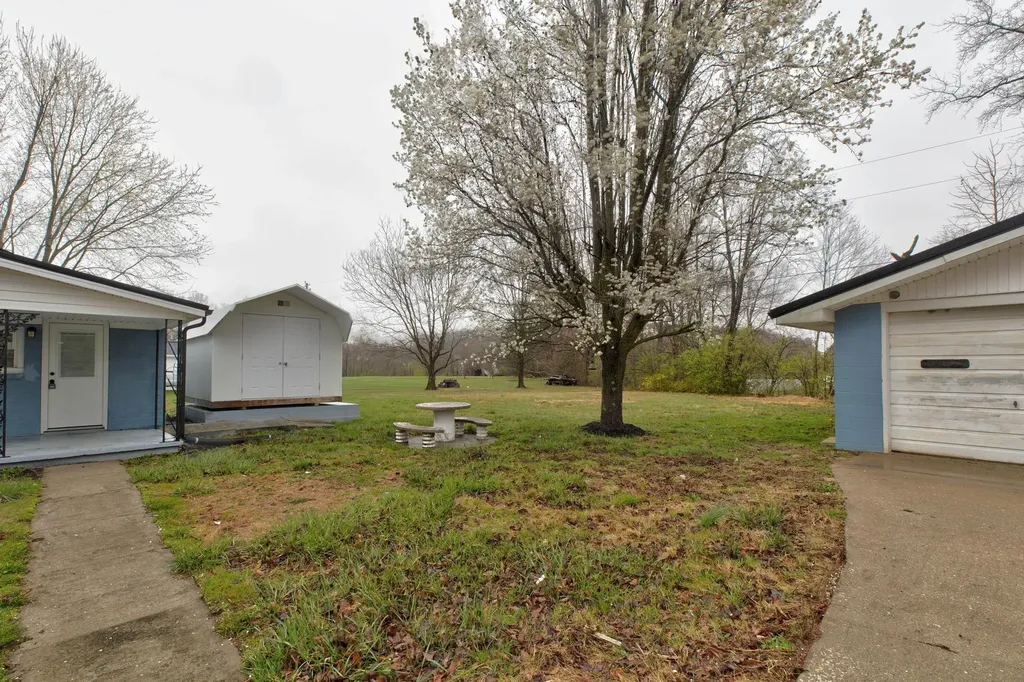 7700 Levee Road Jeffersonville KY 40337