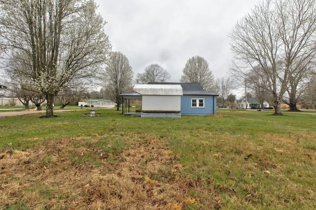 7700 Levee Road Jeffersonville KY 40337