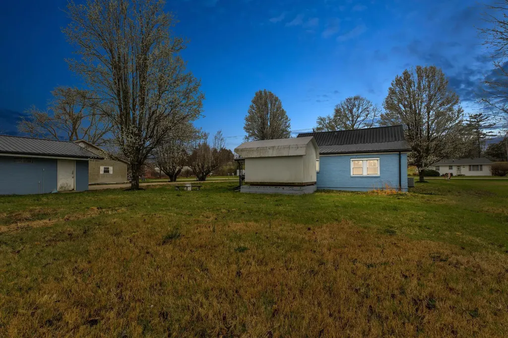 7700 Levee Road Jeffersonville KY 40337