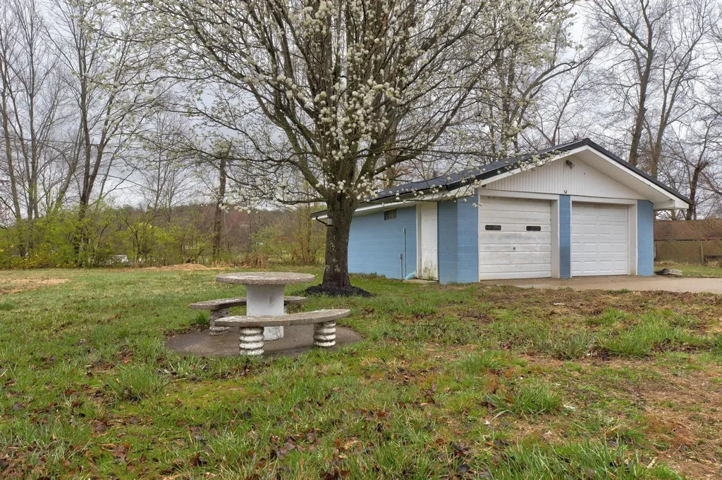 7700 Levee Road Jeffersonville KY 40337
