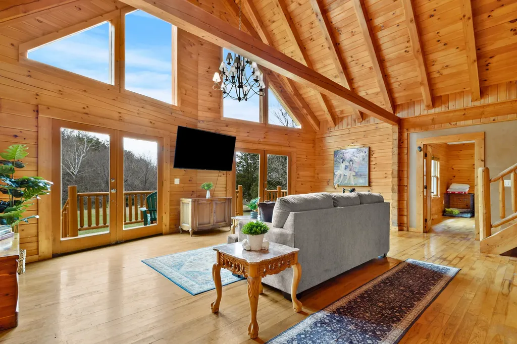 2062 Raccoon Creek Road London KY 40741