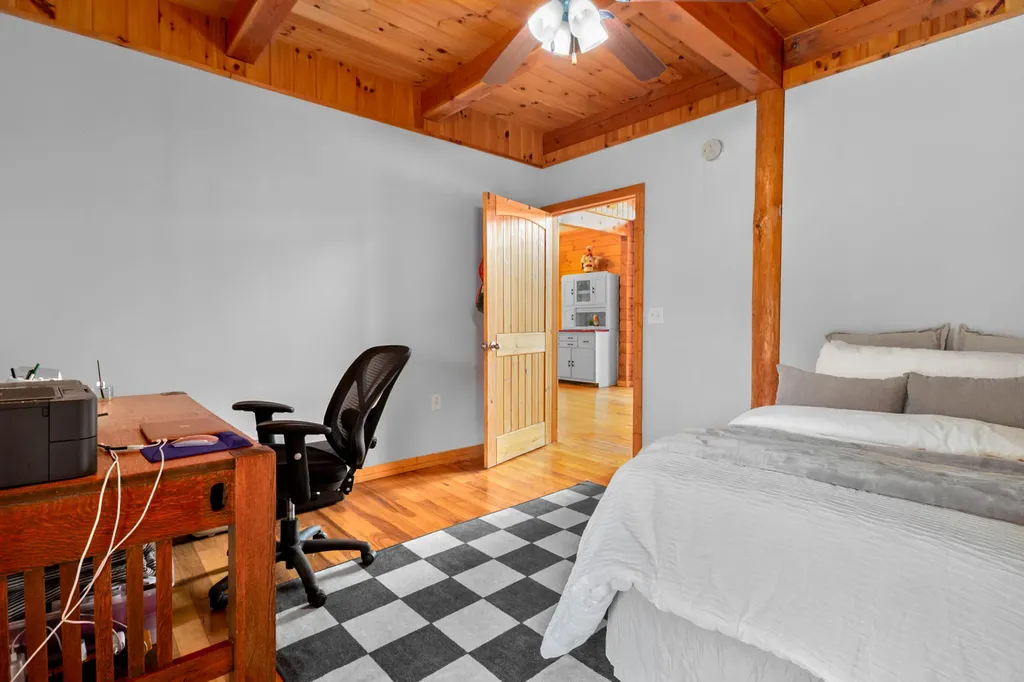 2062 Raccoon Creek Road London KY 40741