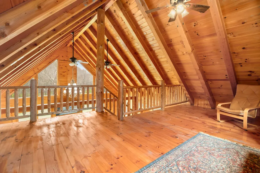 2062 Raccoon Creek Road London KY 40741