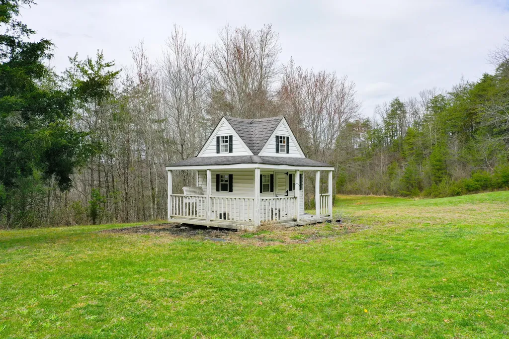 2062 Raccoon Creek Road London KY 40741