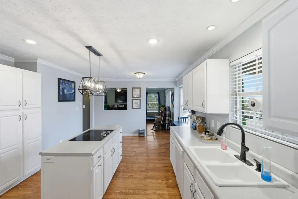 126 Coal Ridge Lane Georgetown KY 40324