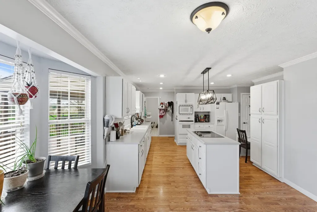 126 Coal Ridge Lane Georgetown KY 40324