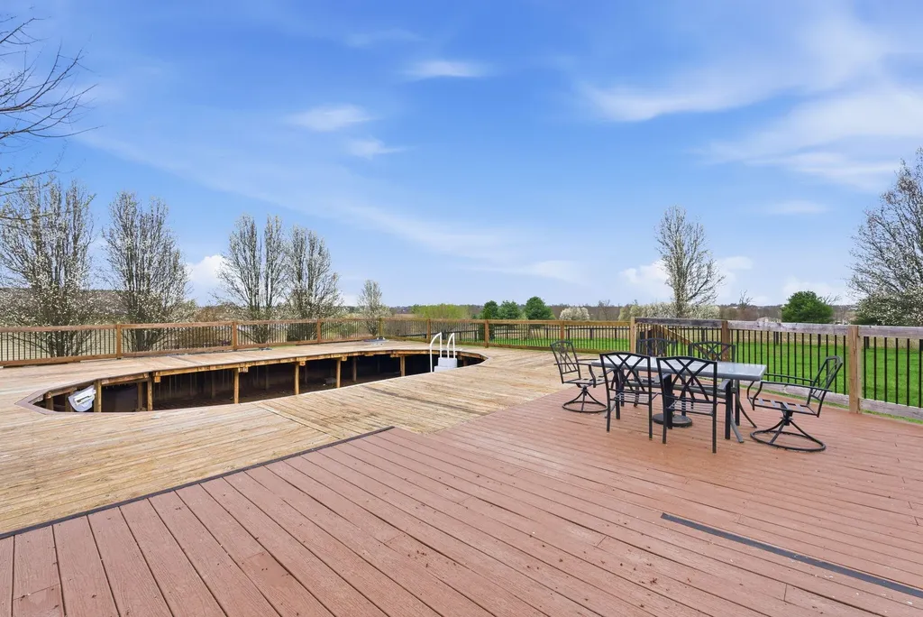 126 Coal Ridge Lane Georgetown KY 40324