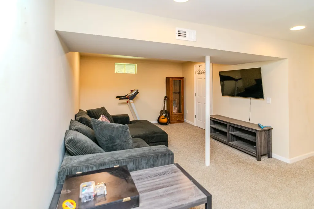 9163 Blueridge Drive Covington KY 41017