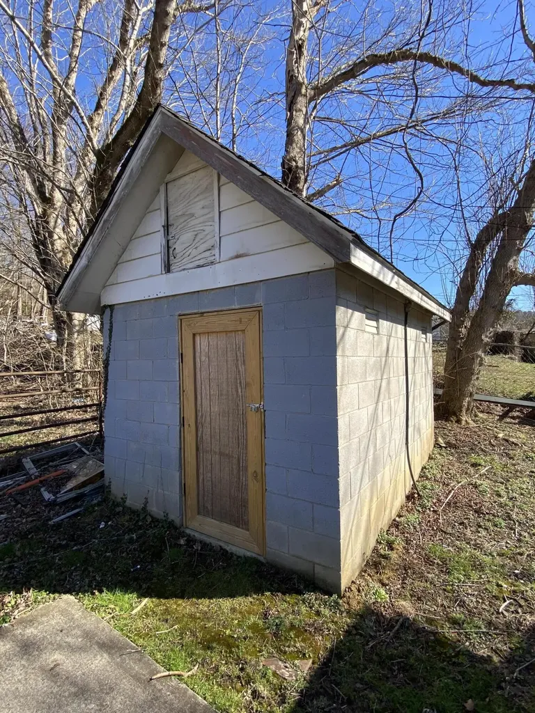 130 Short Street Rockholds KY 40759