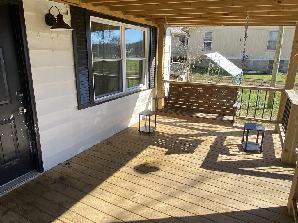 130 Short Street Rockholds KY 40759