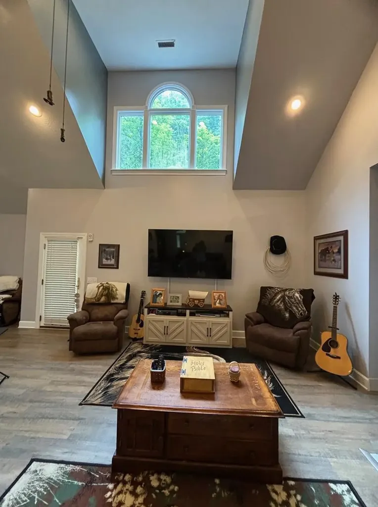 1082 Caudill Fork Road Staffordsville KY 41256