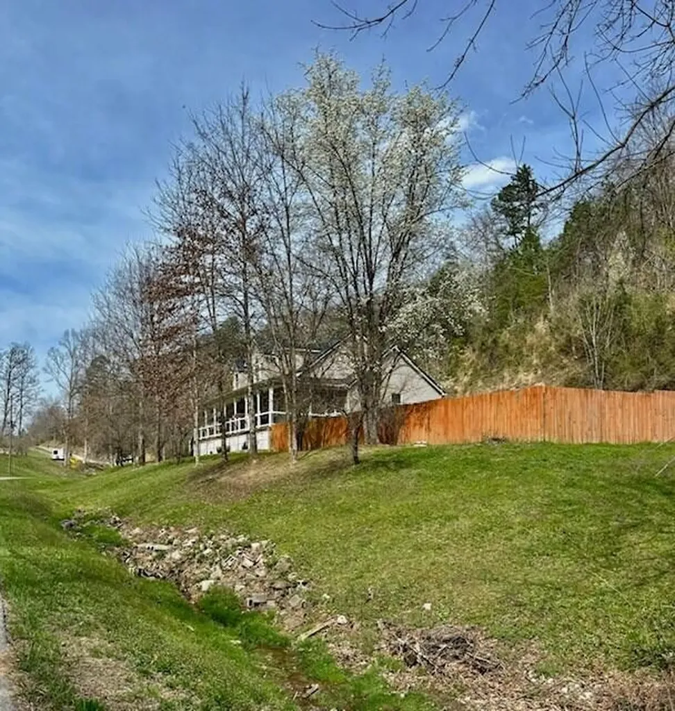 1082 Caudill Fork Road Staffordsville KY 41256
