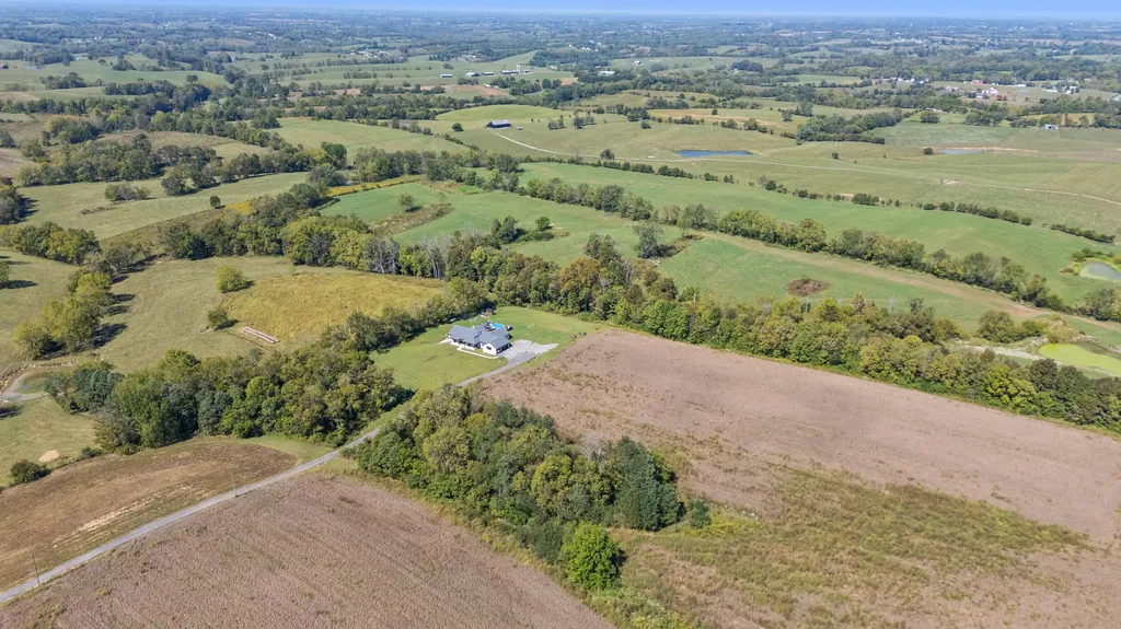 7210 Ecton Road Winchester KY 40391