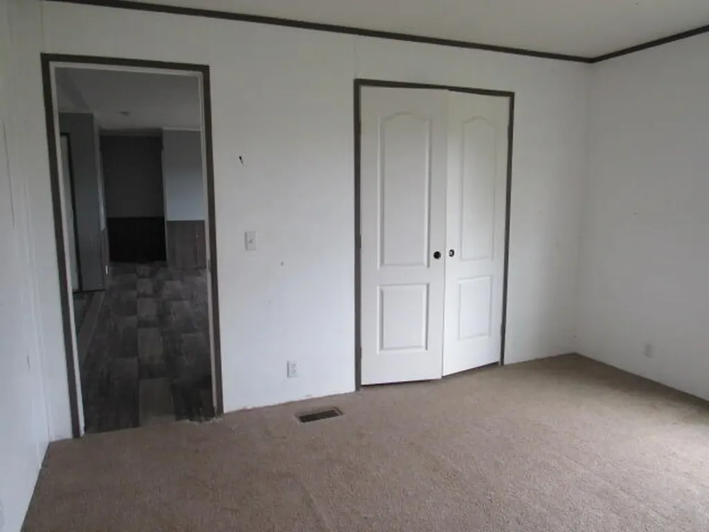 1011 Ed Padgett Road Waynesburg KY 40489