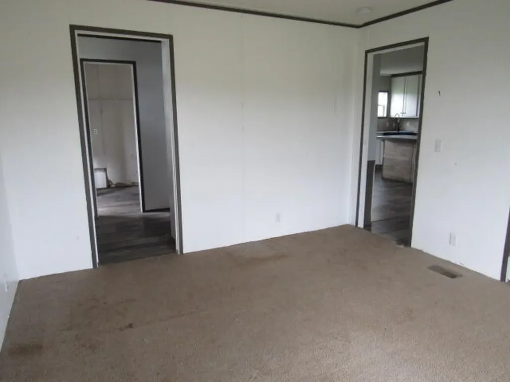 1011 Ed Padgett Road Waynesburg KY 40489