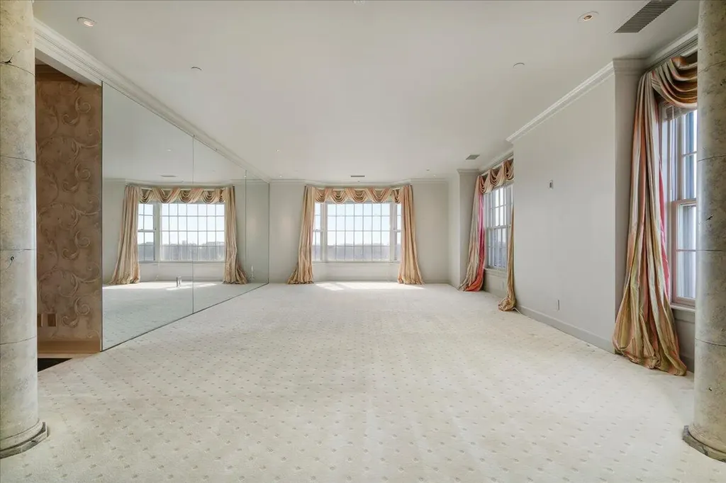111 Woodland Avenue Lexington KY 40502