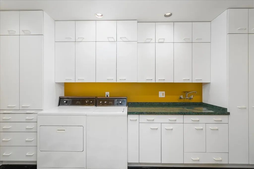 111 Woodland Avenue Lexington KY 40502