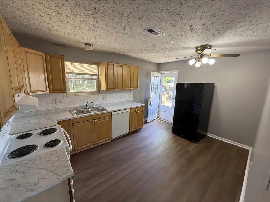 3732 Red River Drive Lexington KY 40517