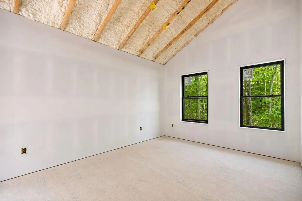 57 Middle Ridge Road Campton KY 41301