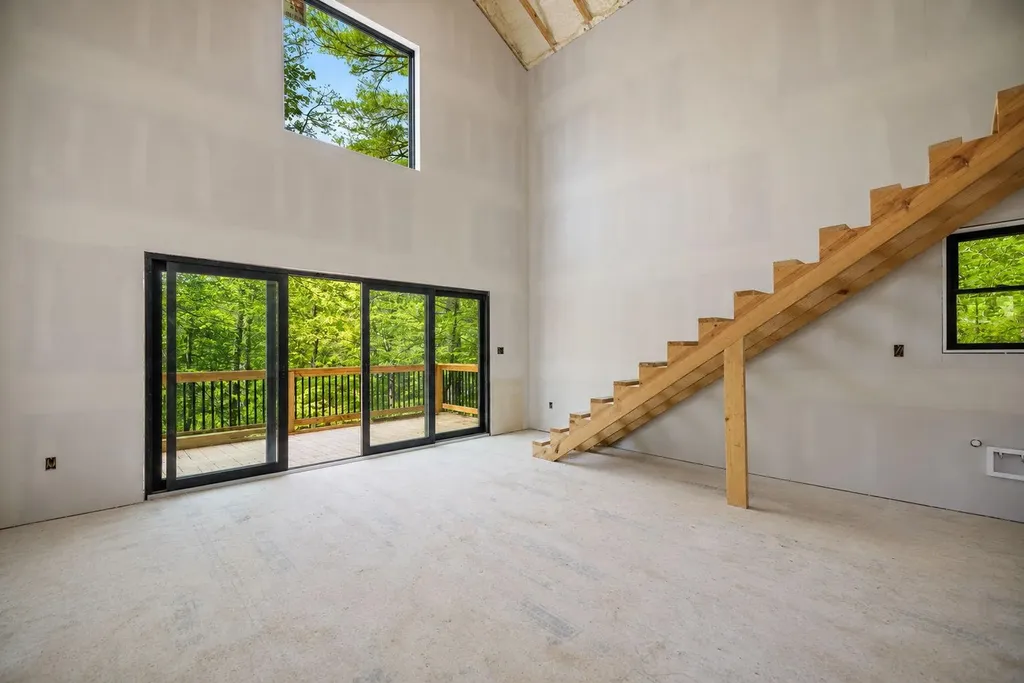57 Middle Ridge Road Campton KY 41301