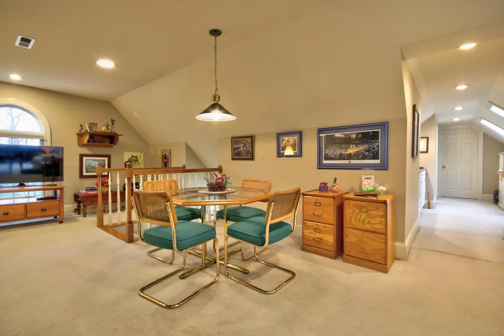 171 Brookview Lane London KY 40744