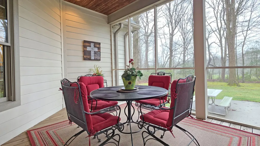 171 Brookview Lane London KY 40744