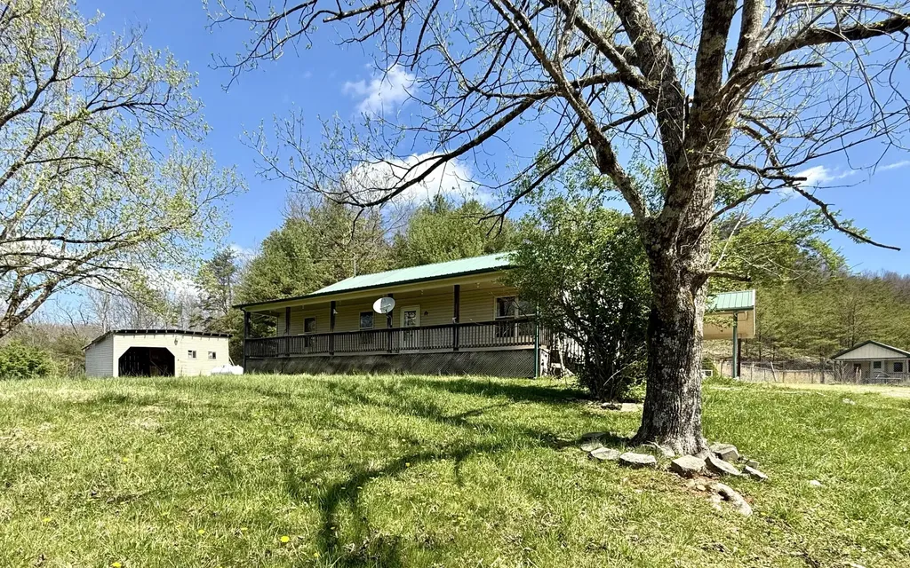 1870 Seas Branch Road Morehead KY 40351