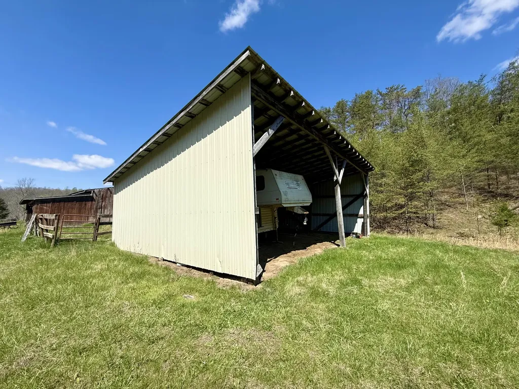 1870 Seas Branch Road Morehead KY 40351