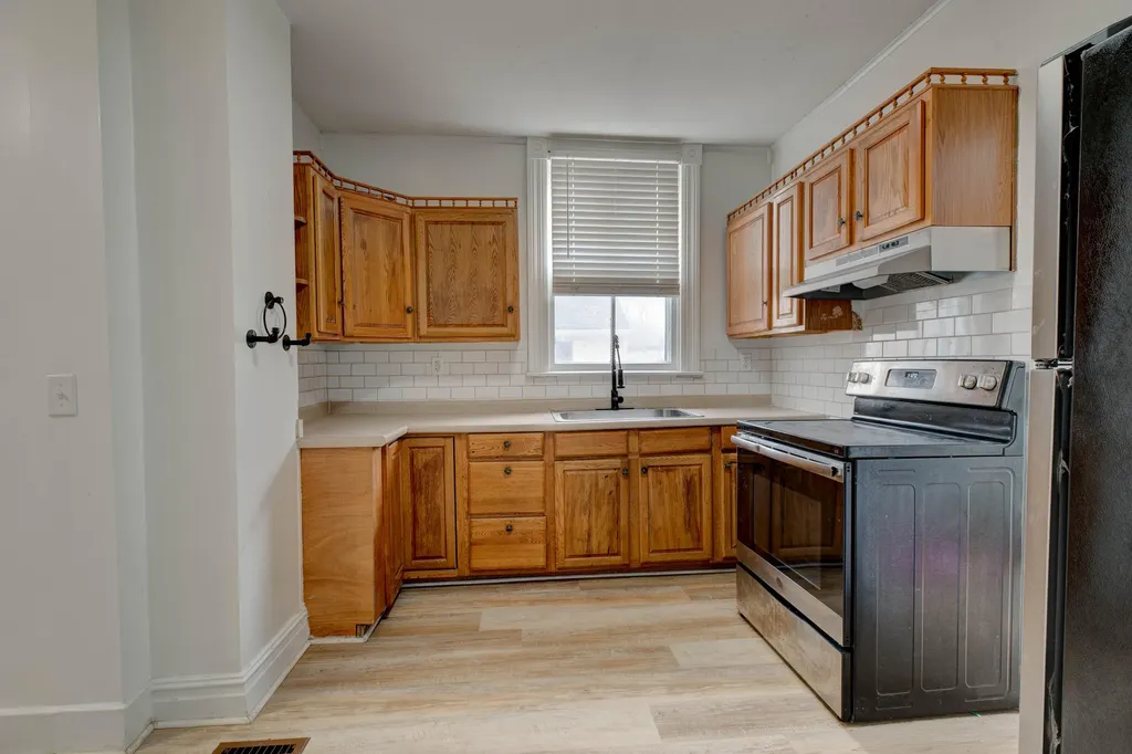 215 W Main Street Mt Sterling KY 40353