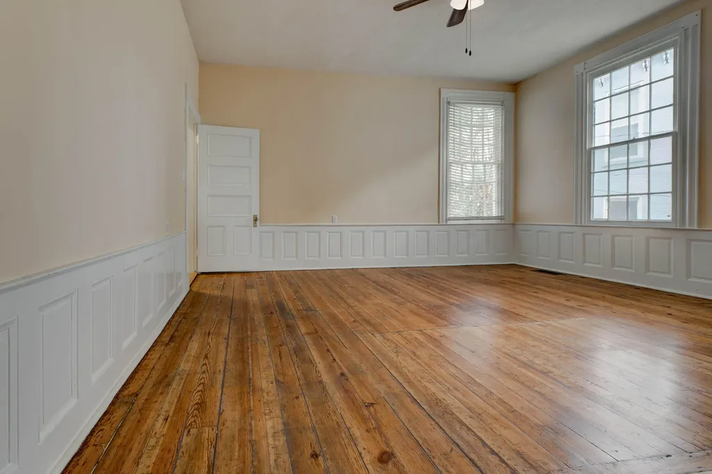 215 W Main Street Mt Sterling KY 40353